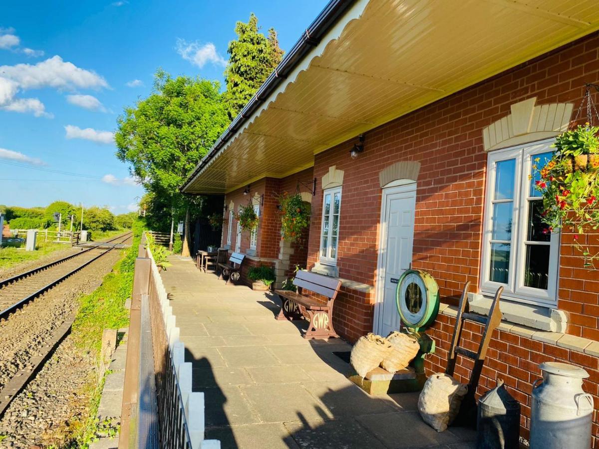 The Booking Office, Stoke Edith Station Villa Hereford Exterior photo